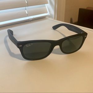 Ray Ban Polarized New Wayfarer Sunglasses RB2132 622/58